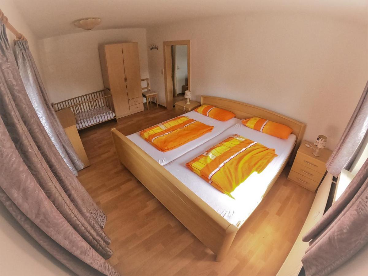 Ferienwohnung Haubner Neukieritzsch Esterno foto